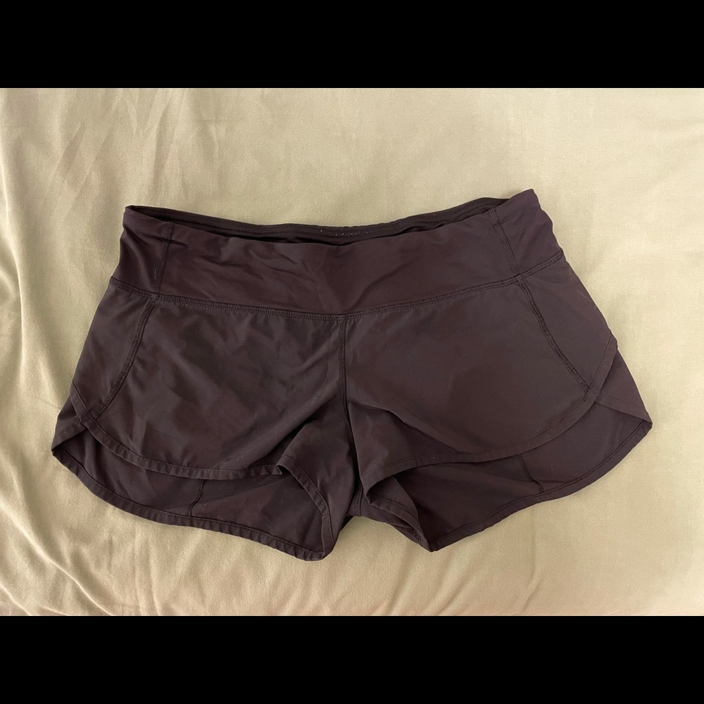 Lululemon Speed Up Shorts low rise 2.5”